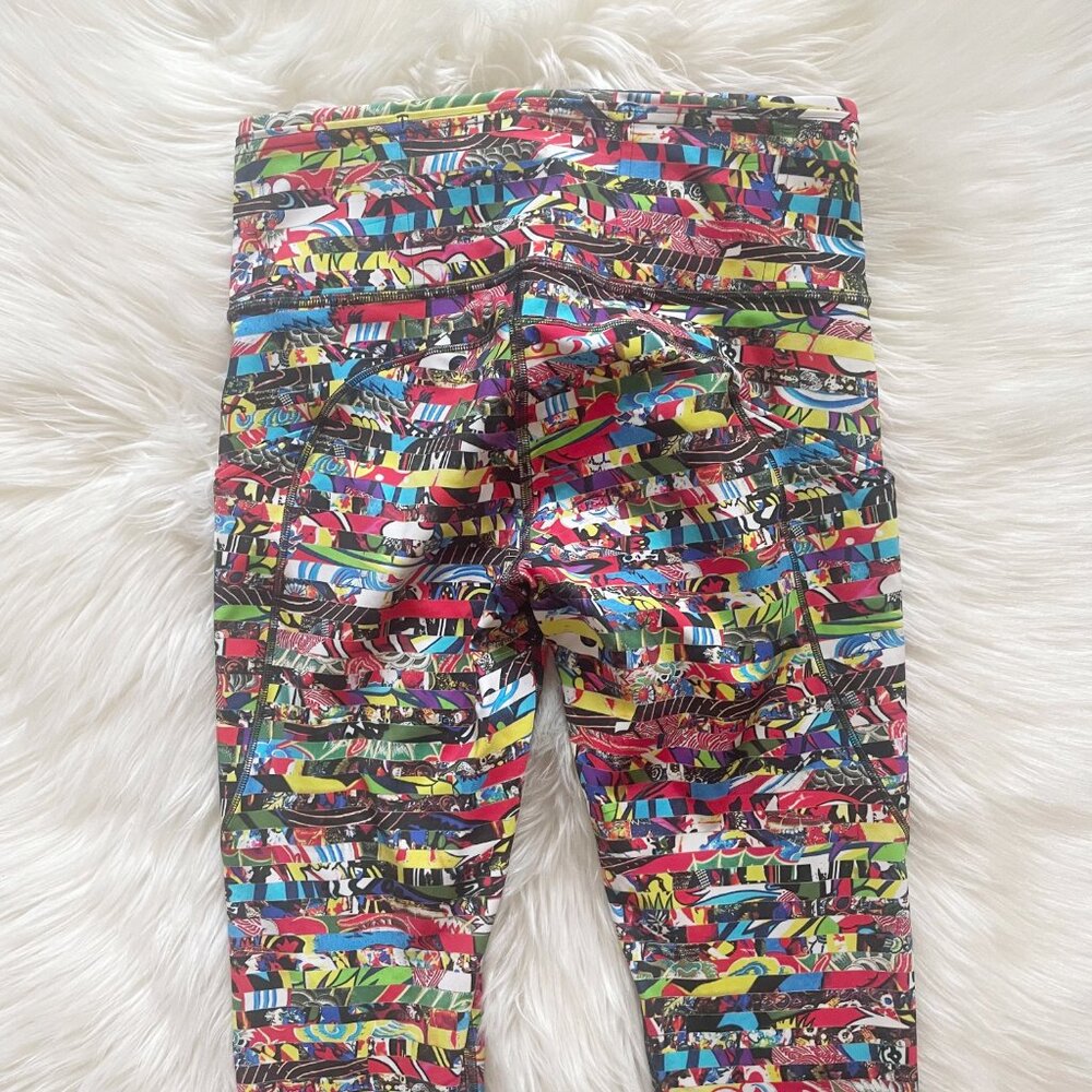 RARE 2018 SEAWHEEZE Lululemon Lego Print Fast Free 7/8 Laser Hem Leggings - Picture 4 of 7